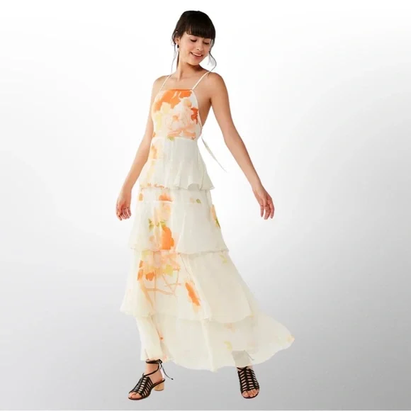 Urban Outfitters Tally Tiered Floral Maxi Dress - Picture 2 of 10